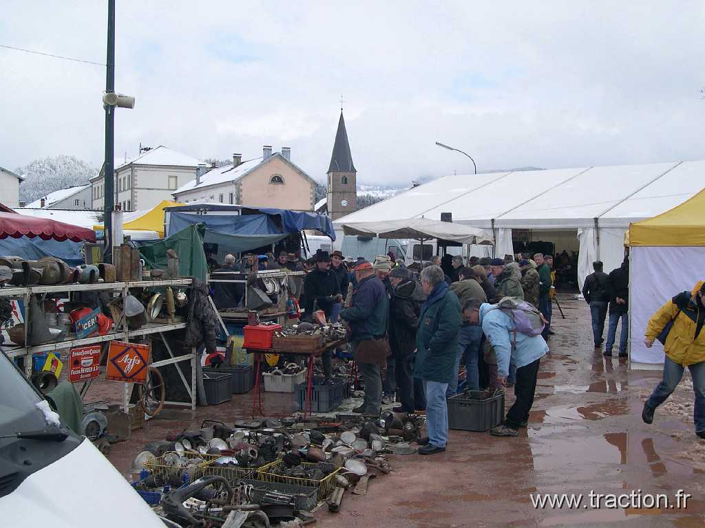 2008_03_23 Vagney 01.jpg - 22/03/2008 - 88120 VAGNEY 22ème Bourse d'échanges Voitures et Motos anciennes